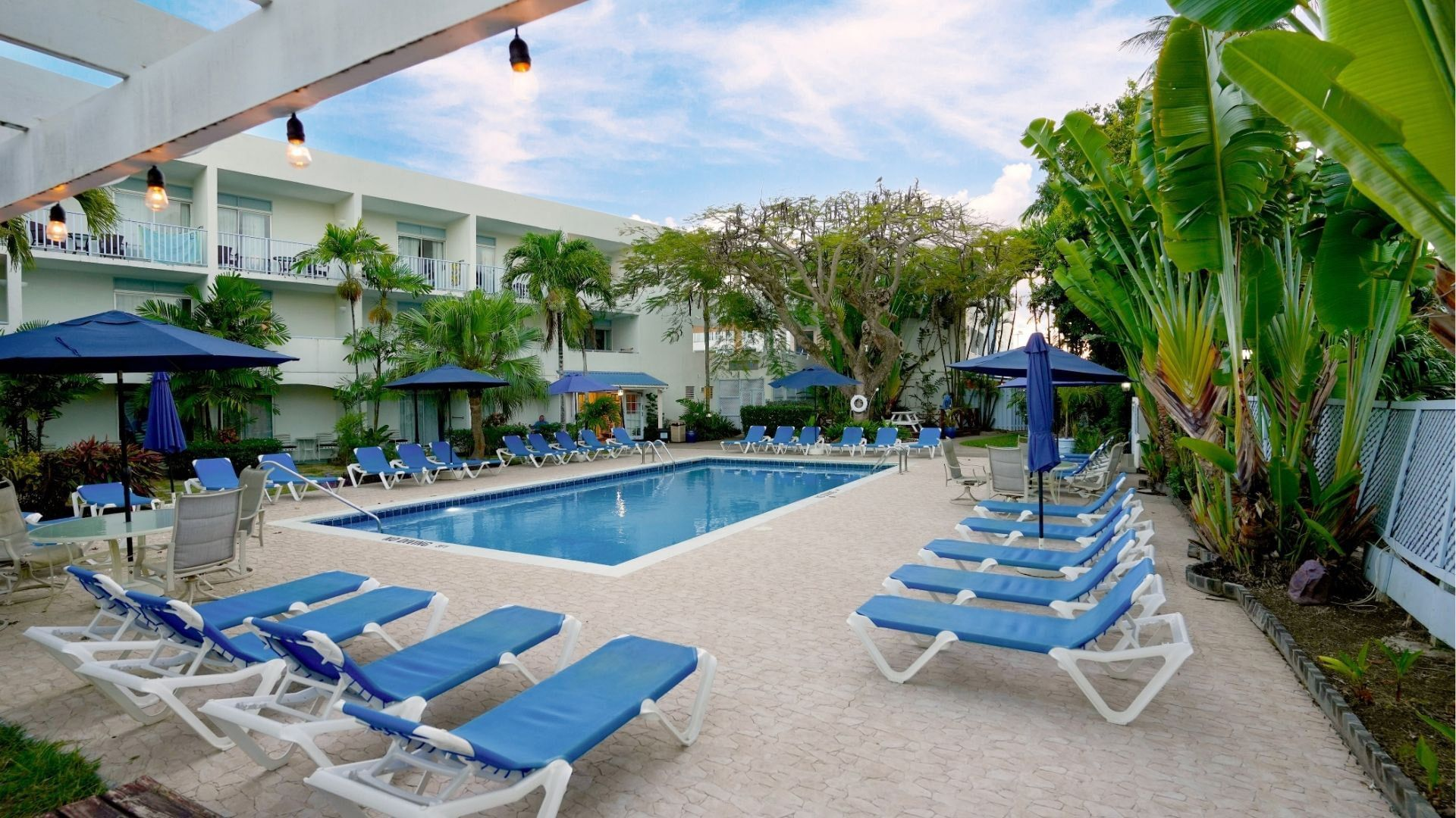 Time Out Hotel